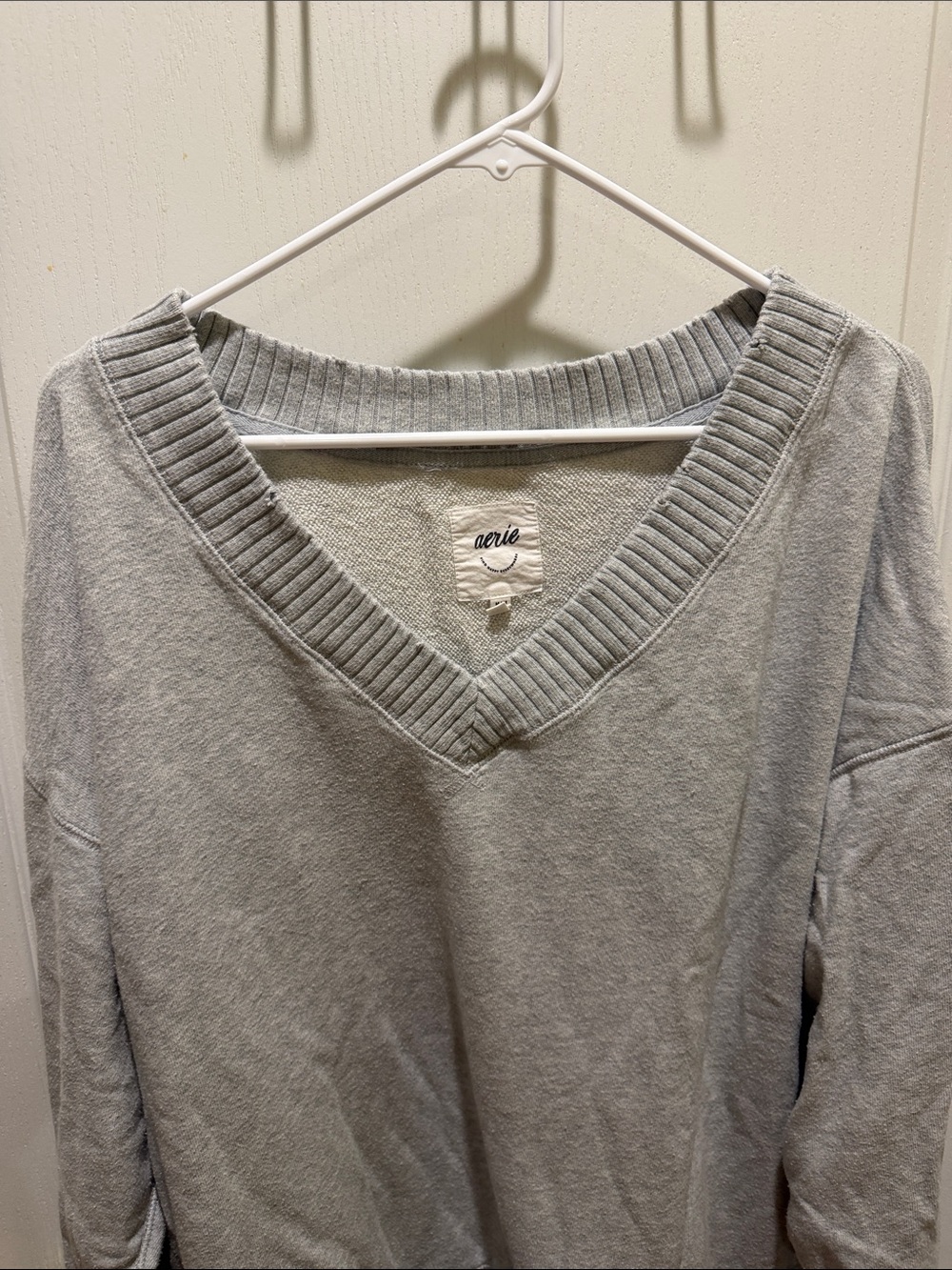 aerie Heather Gray V-Neck Sweater - Picture 4 of 6